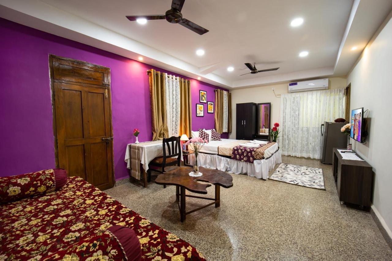 Celso'S Home Stay Panaji Bagian luar foto